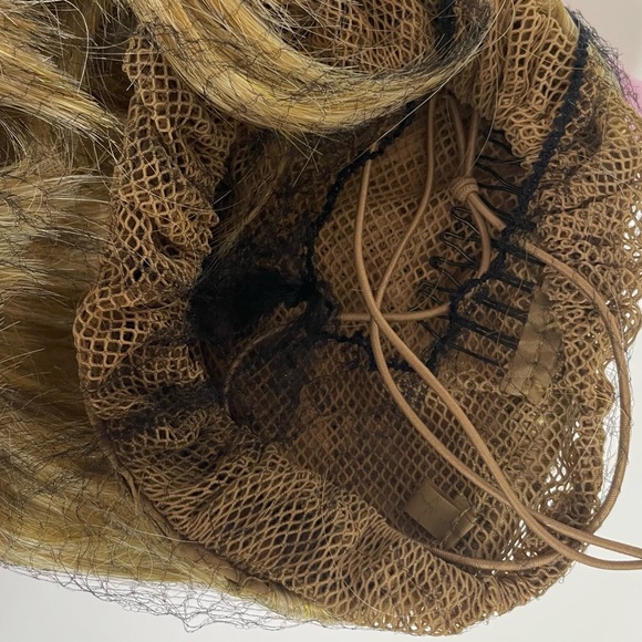 Easihair Grace Formal Affair Synthetic Bun Hair Piece - Picture 10 of 10